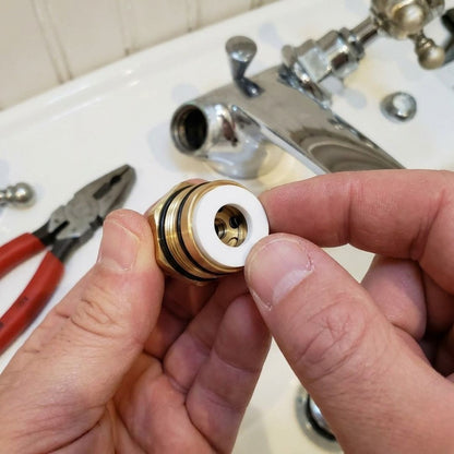 1/2" Washer Seals, White, Flat Ring Gaskets for Plumbing Repair